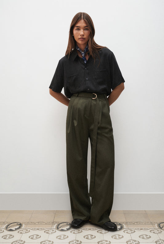 SHORT SLEEVE BOYFRIEND SHIRT 2.0 BLACK