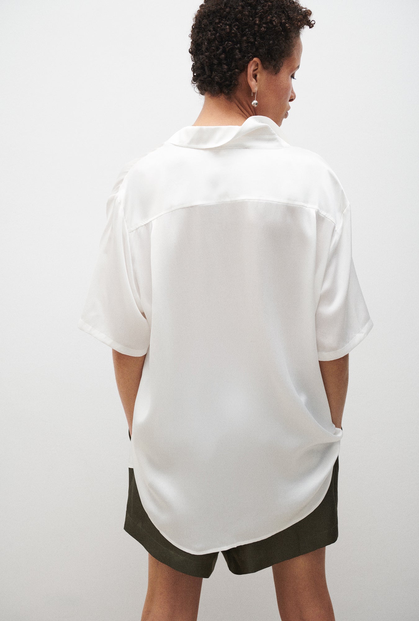 SHORT SLEEVE BOYFRIEND SHIRT 2.0 WHITE