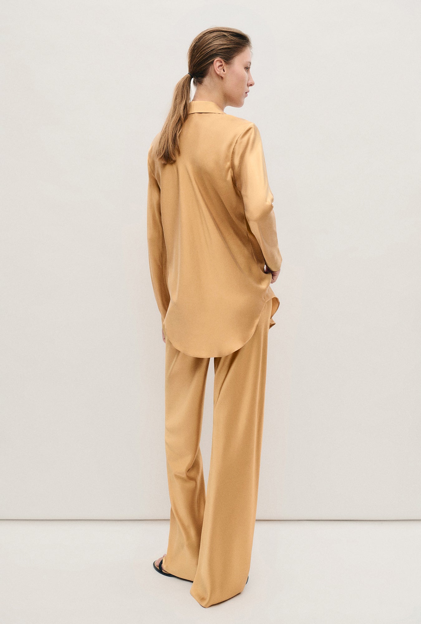 BIAS CUT SHIRT COWRIE